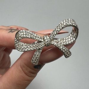 Bow Sterling silver ring set with CZ